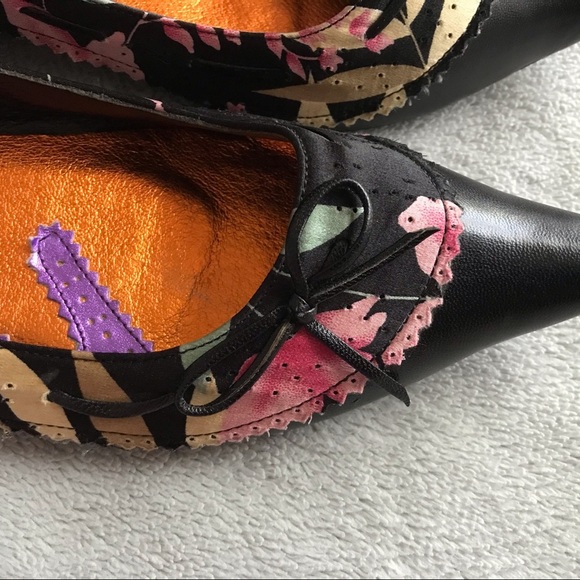 Irregular Choice Black Pointed Toe Floral Bow Flat - Picture 7 of 12